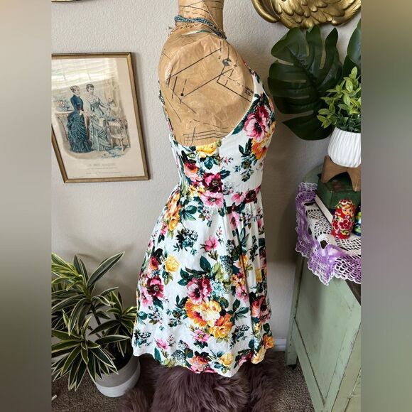 Emerald Sundae Pink Maroon Yellow Linen Blend Fit & Flare Dress Sz 7 Feminine - Picture 5 of 13